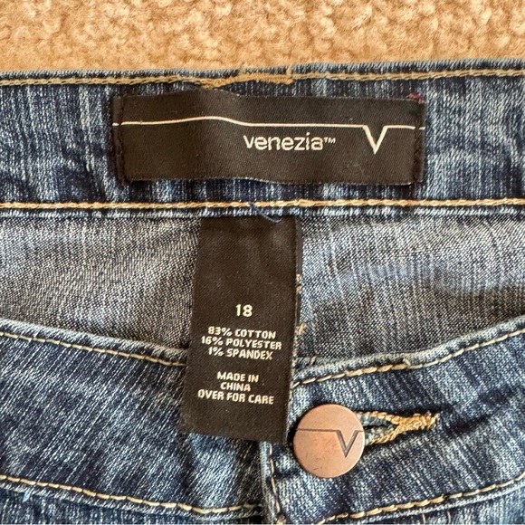 Vintage Y2K Plus Size Wide Leg Distressed Studded Rhinestone Cropped Jeans Sz 18 - Picture 9 of 10